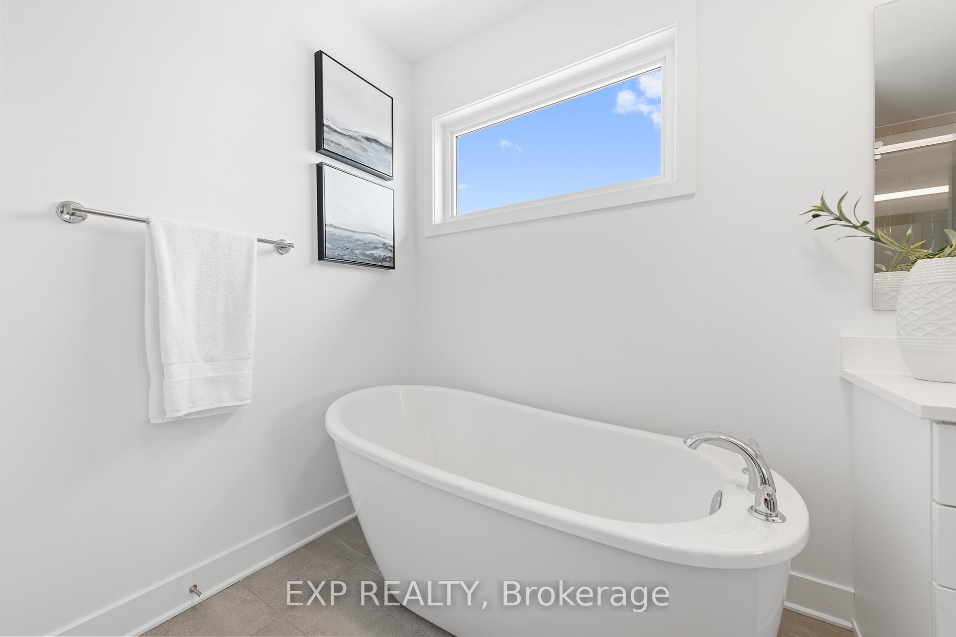 Photo 29 of 804 Ninaatik Place, Ottawa, Blossom Park/Kemp Park/Findlay Creek — HOMEH