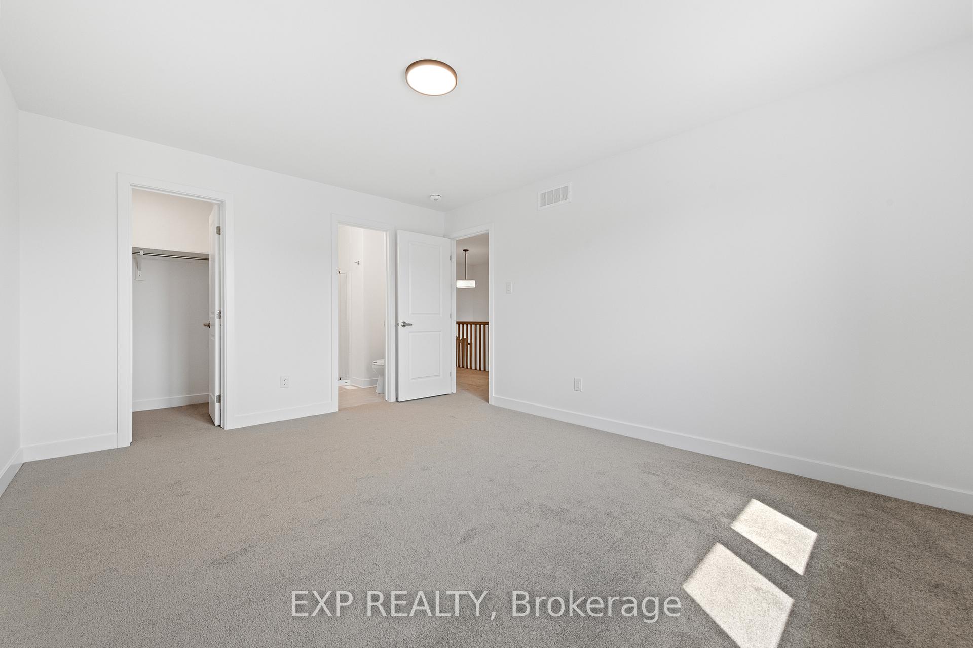 Photo 31 of 804 Ninaatik Place, Ottawa, Blossom Park/Kemp Park/Findlay Creek — HOMEH