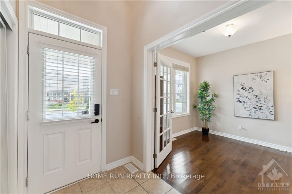 Photo 4 of 2232 River Mist Road, Ottawa, Barrhaven - Half Moon Bay — HOMEH
