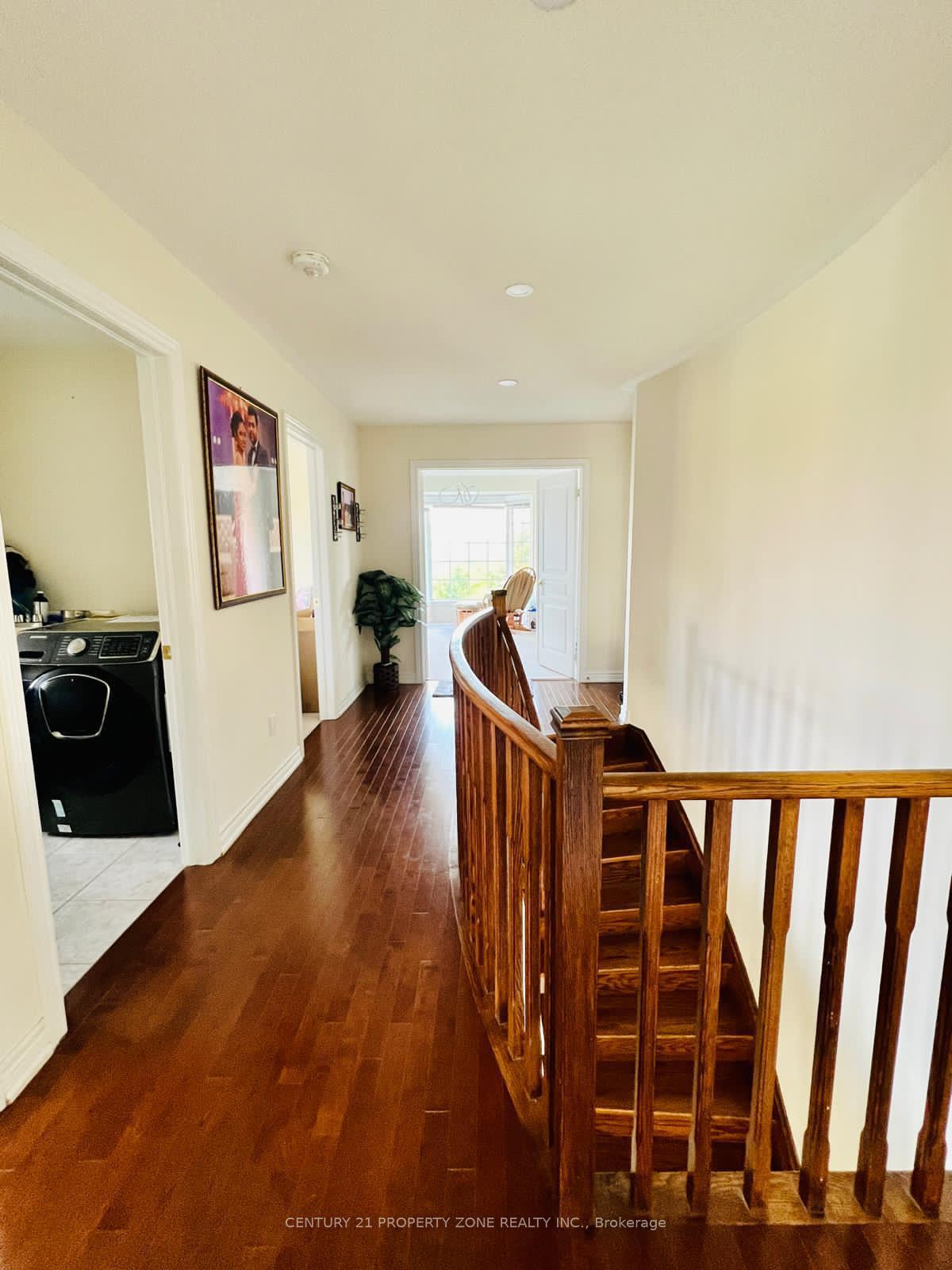 Photo 45 of 31 Tennant Drive, Brampton, Sandringham-Wellington — HOMEH