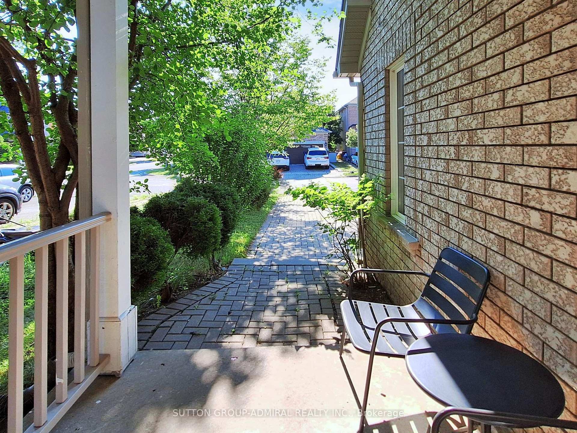 Photo 2 of 268 Forest Run Boulevard, Vaughan, Patterson — HOMEH
