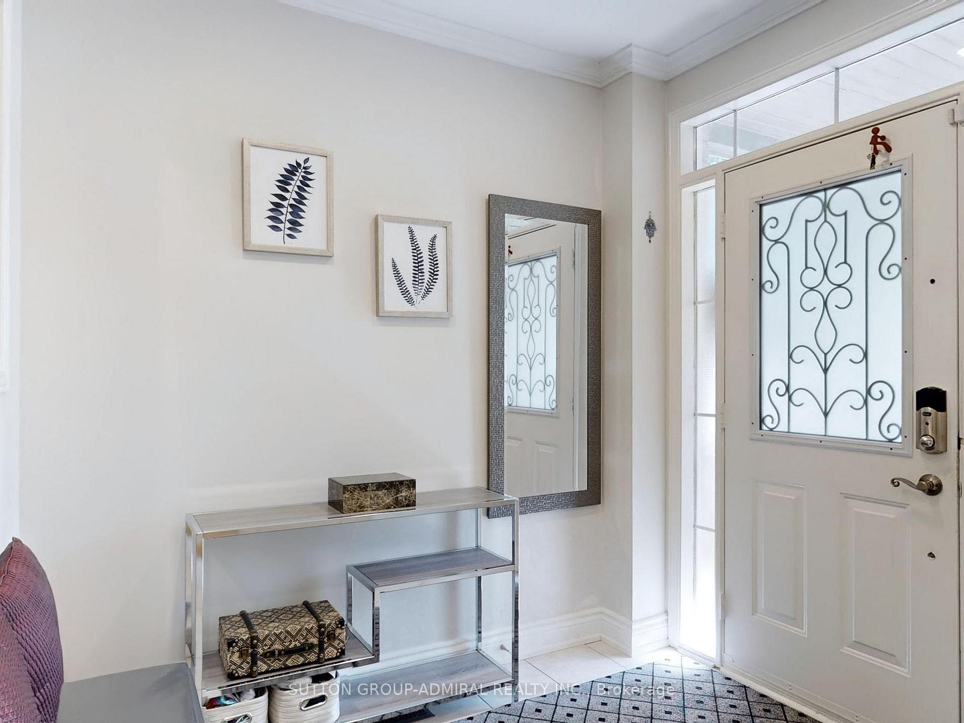 Photo 3 of 268 Forest Run Boulevard, Vaughan, Patterson — HOMEH