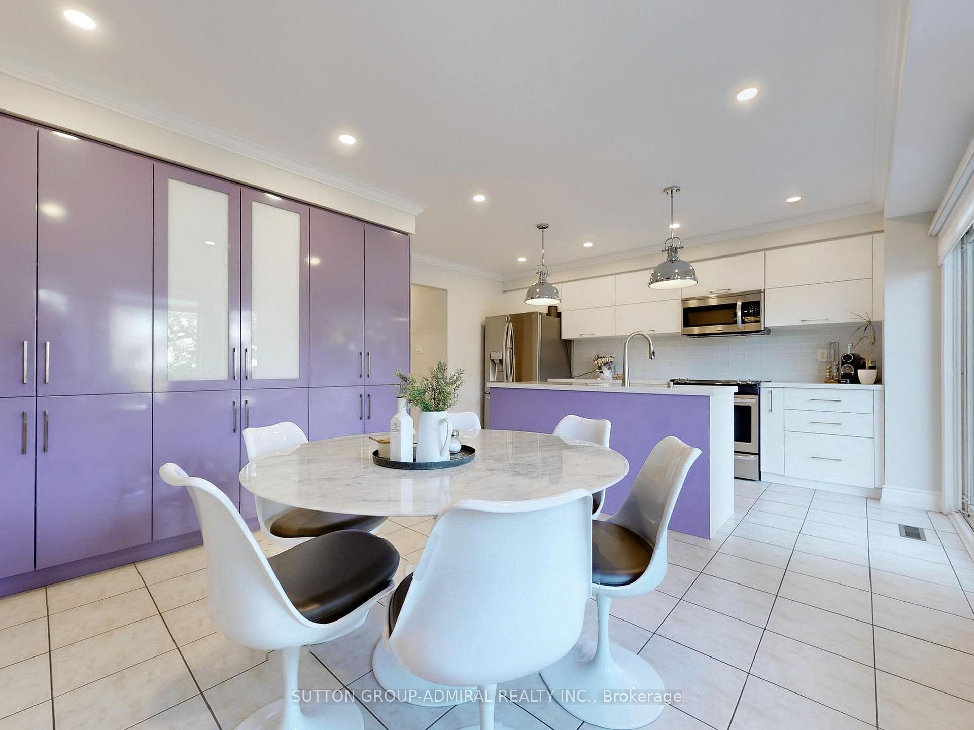 Photo 10 of 268 Forest Run Boulevard, Vaughan, Patterson — HOMEH