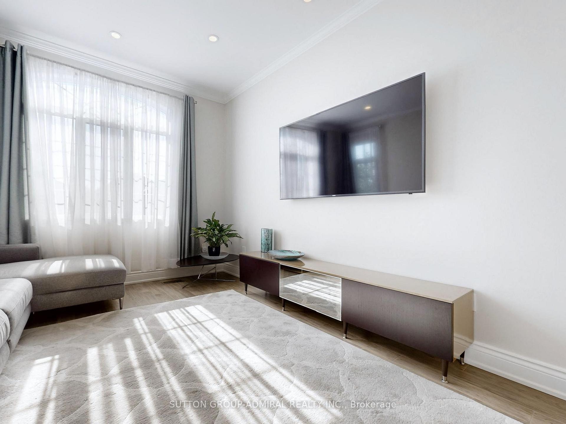 Photo 14 of 268 Forest Run Boulevard, Vaughan, Patterson — HOMEH