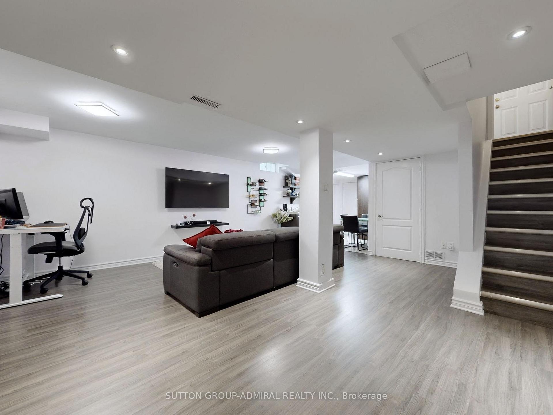 Photo 22 of 268 Forest Run Boulevard, Vaughan, Patterson — HOMEH