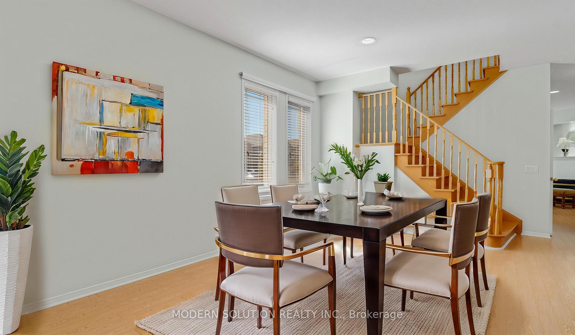 Photo 6 of 1 Petermann Street, Aurora, Bayview Northeast — HOMEH