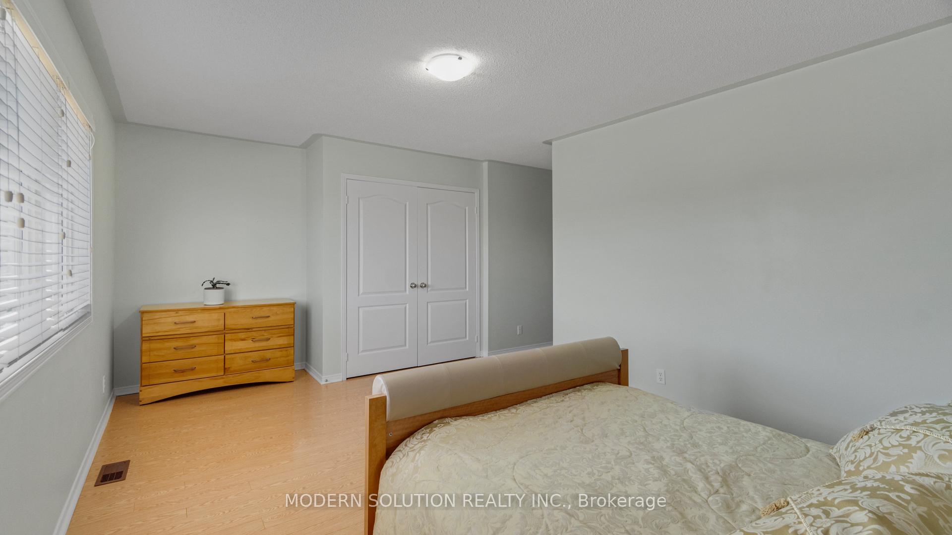 Photo 29 of 1 Petermann Street, Aurora, Bayview Northeast — HOMEH