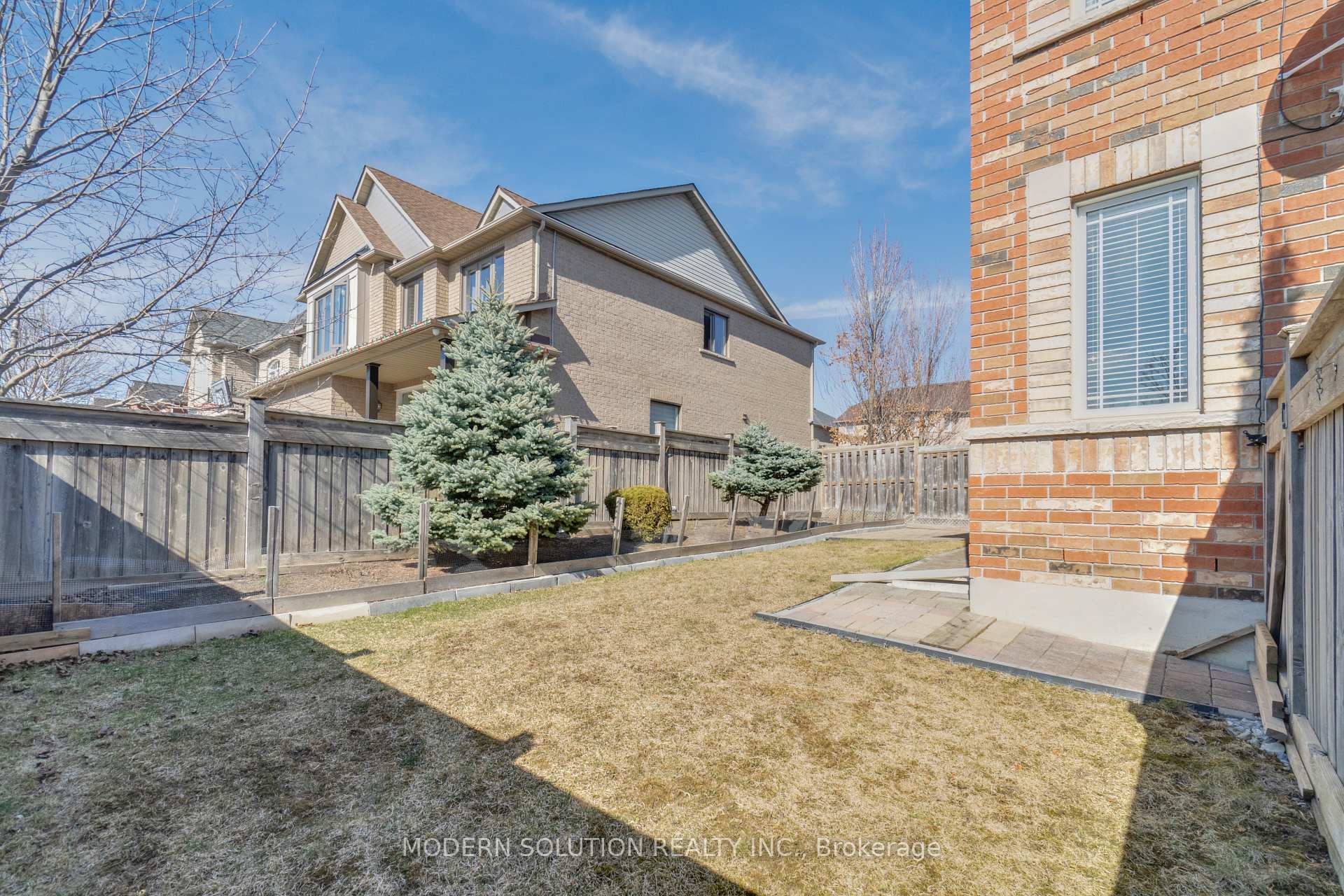 Photo 42 of 1 Petermann Street, Aurora, Bayview Northeast — HOMEH
