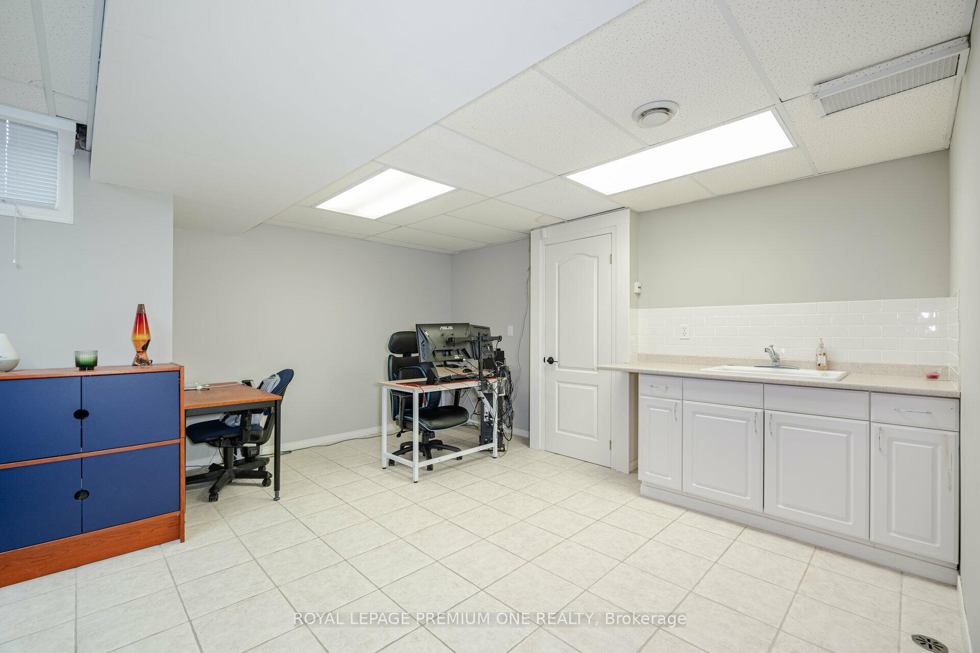 Photo 34 of 18 Mainland Crescent, Vaughan, Vellore Village — HOMEH