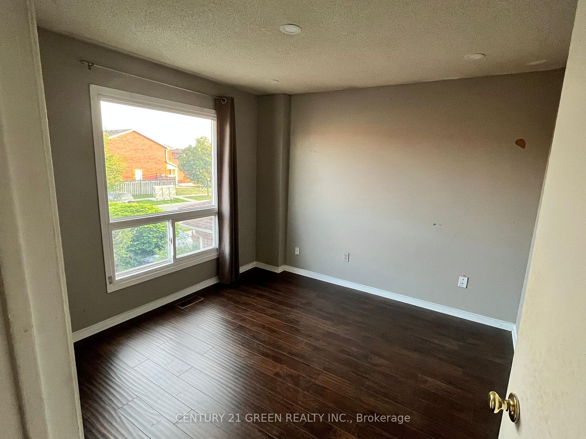 Photo 11 of 65 Acadian Heights, Brampton, Fletcher's Creek South — HOMEH