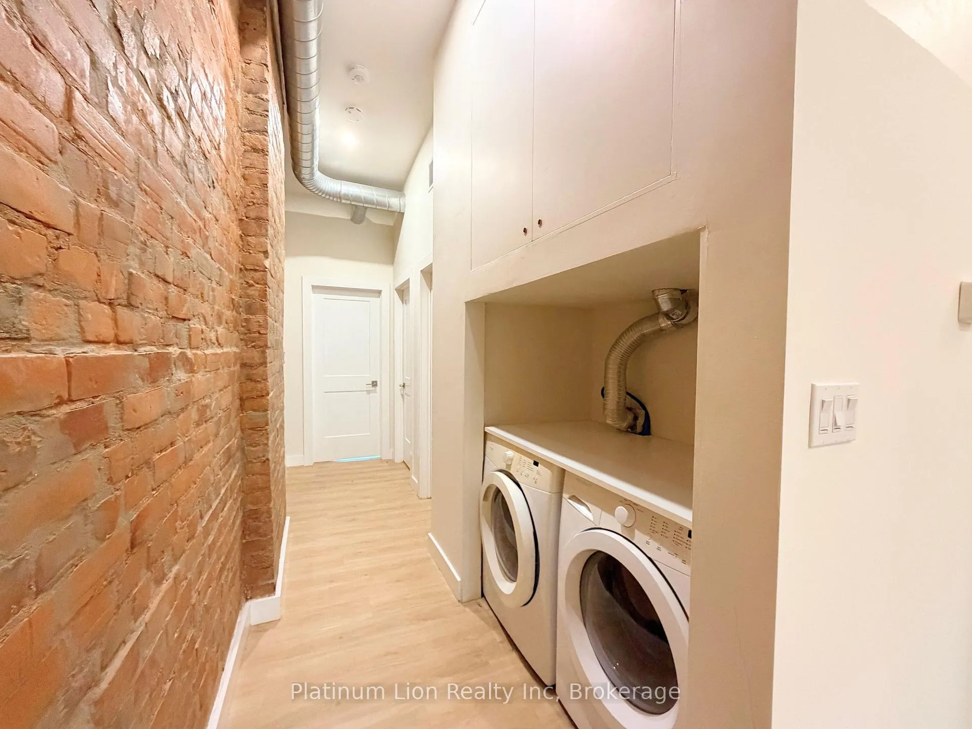 Photo 8 of Unit 4, 185 King Street E, Hamilton, Beasley — HOMEH