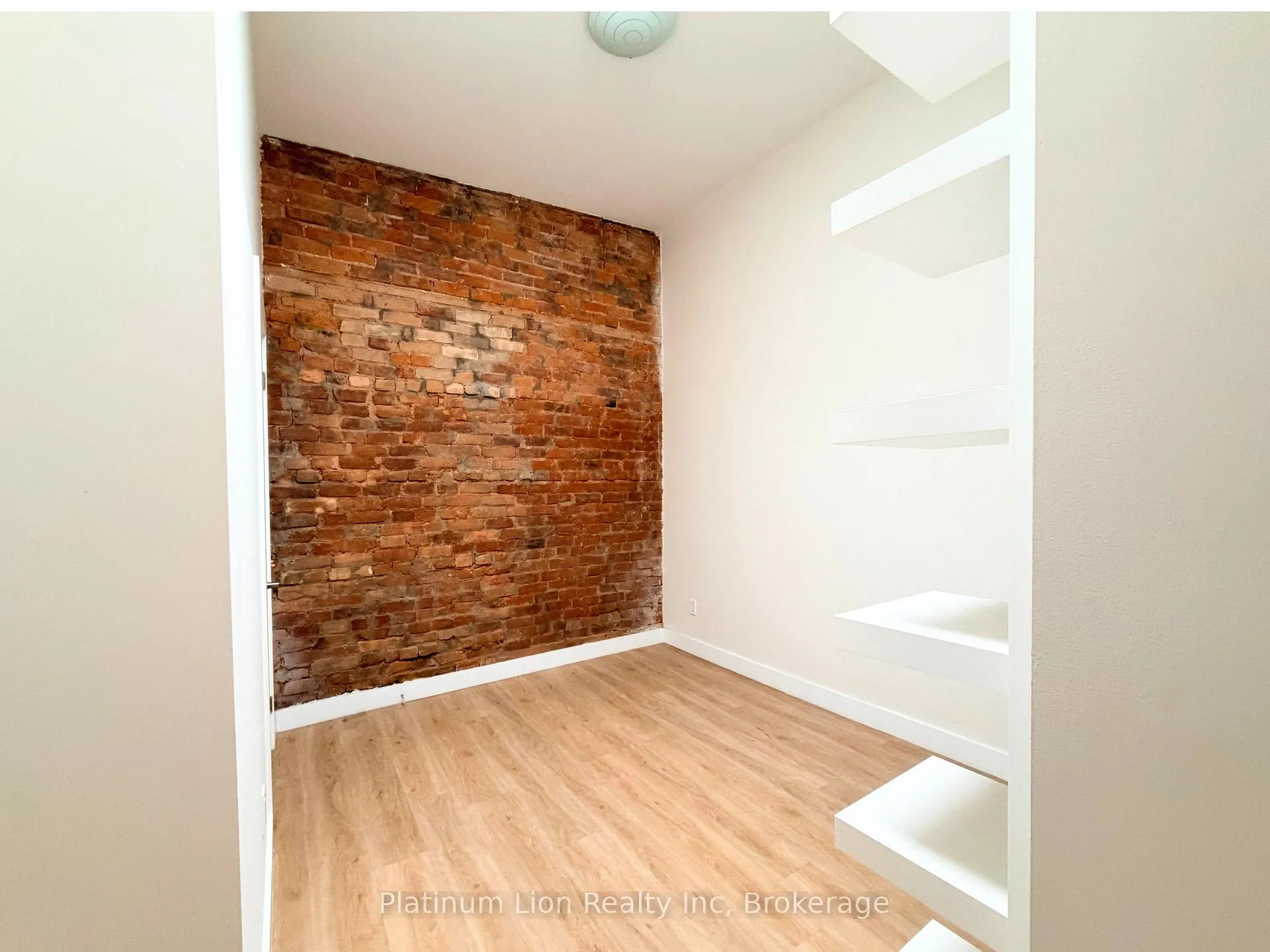 Photo 13 of Unit 4, 185 King Street E, Hamilton, Beasley — HOMEH