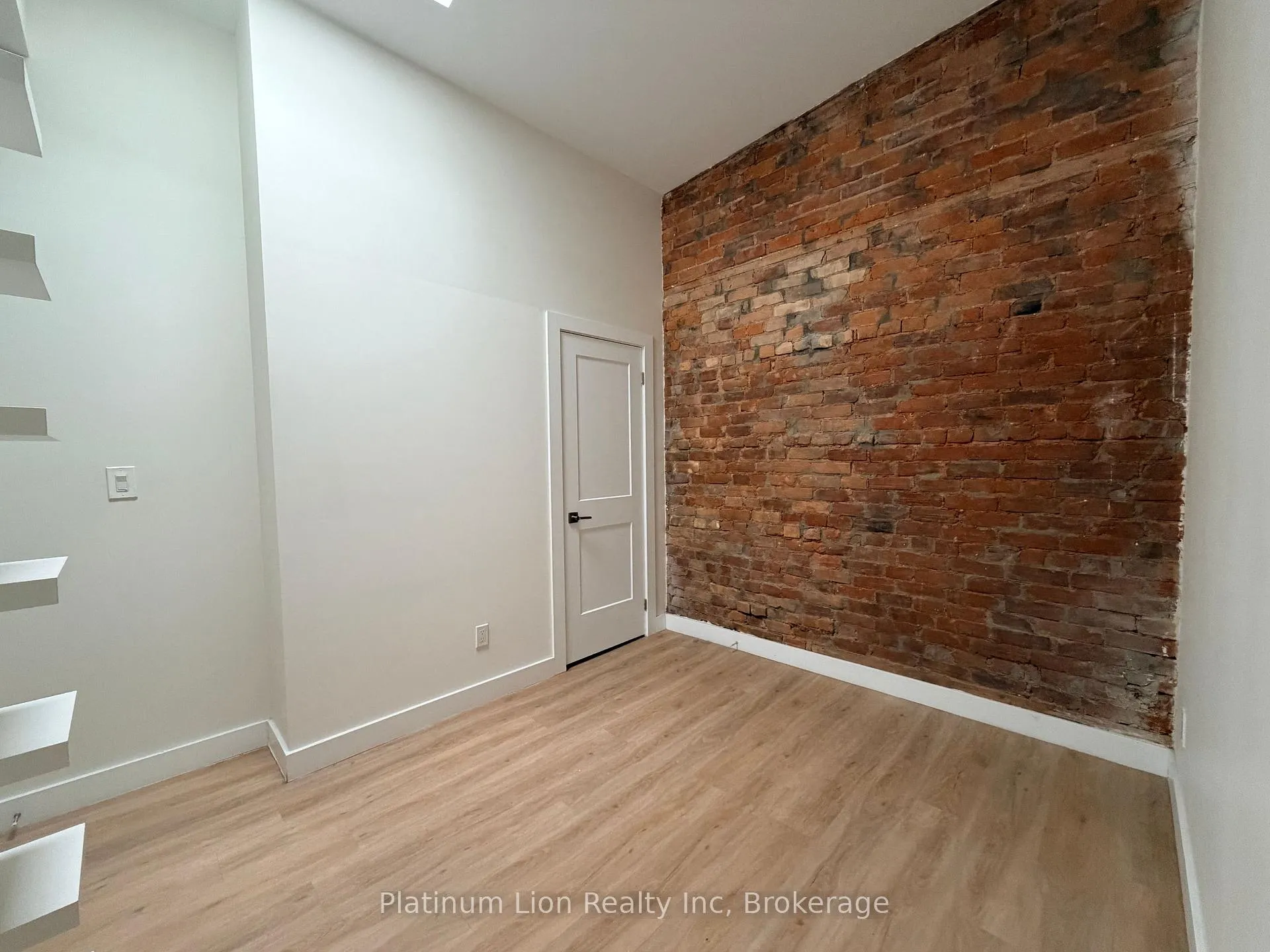 Photo 15 of Unit 4, 185 King Street E, Hamilton, Beasley — HOMEH