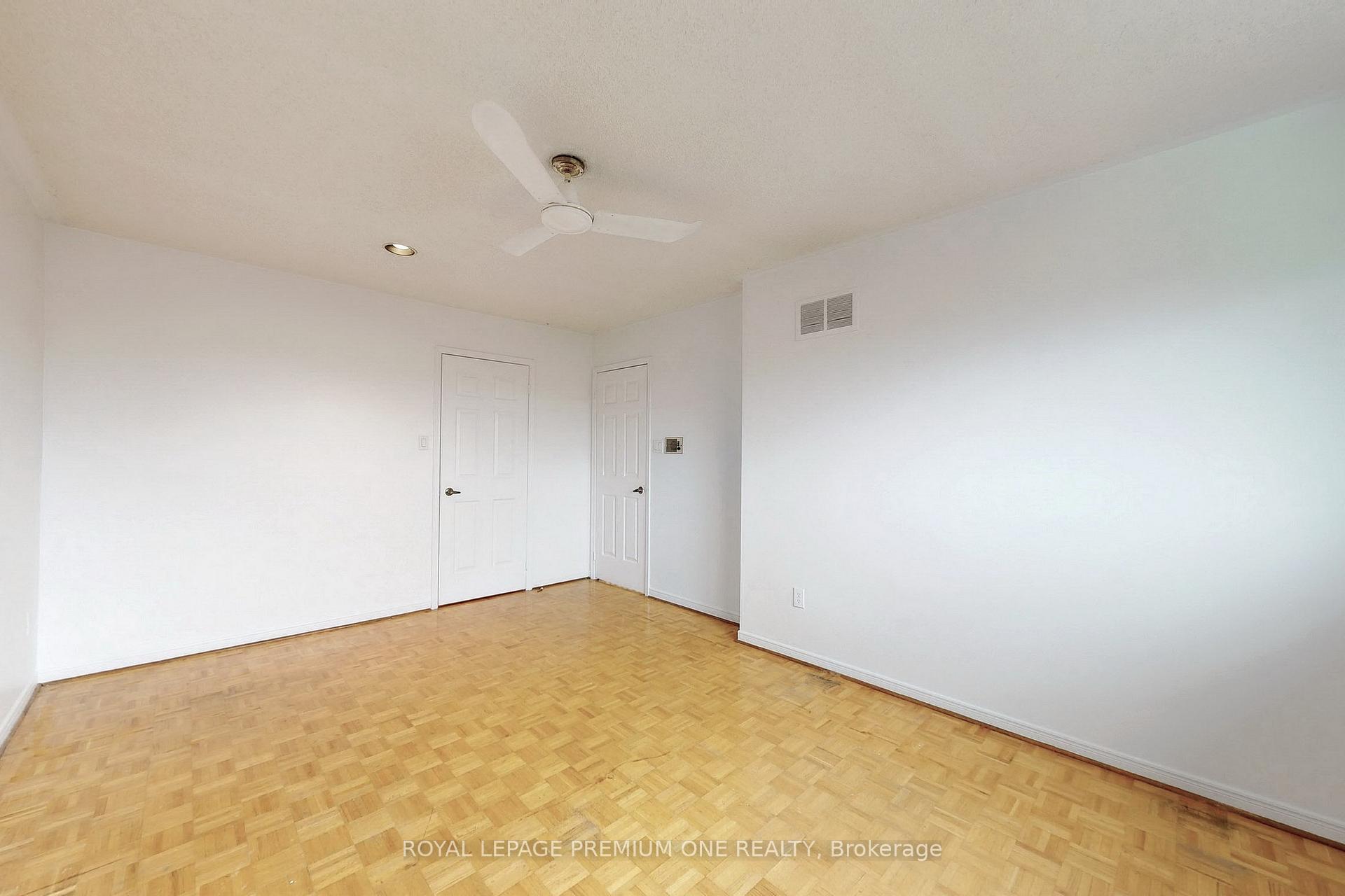 Photo 26 of 70 Vineyard Court, Vaughan, East Woodbridge — HOMEH