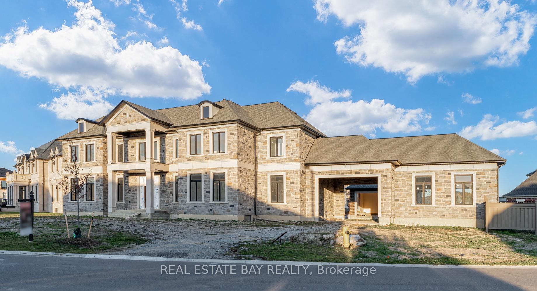 Photo 1 of 222 Northern Pines Boulevard, Vaughan, Kleinburg — HOMEH