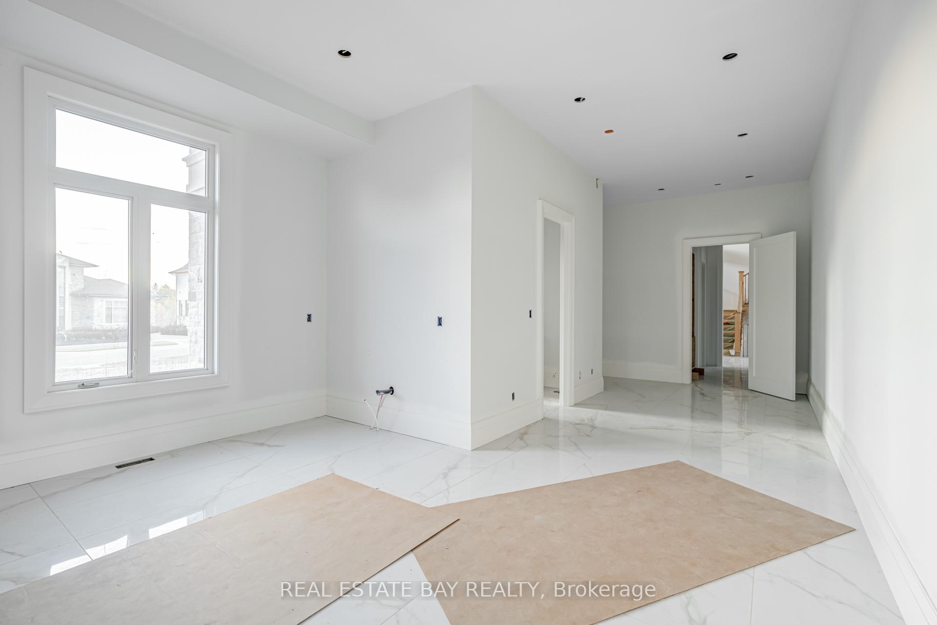 Photo 22 of 222 Northern Pines Boulevard, Vaughan, Kleinburg — HOMEH