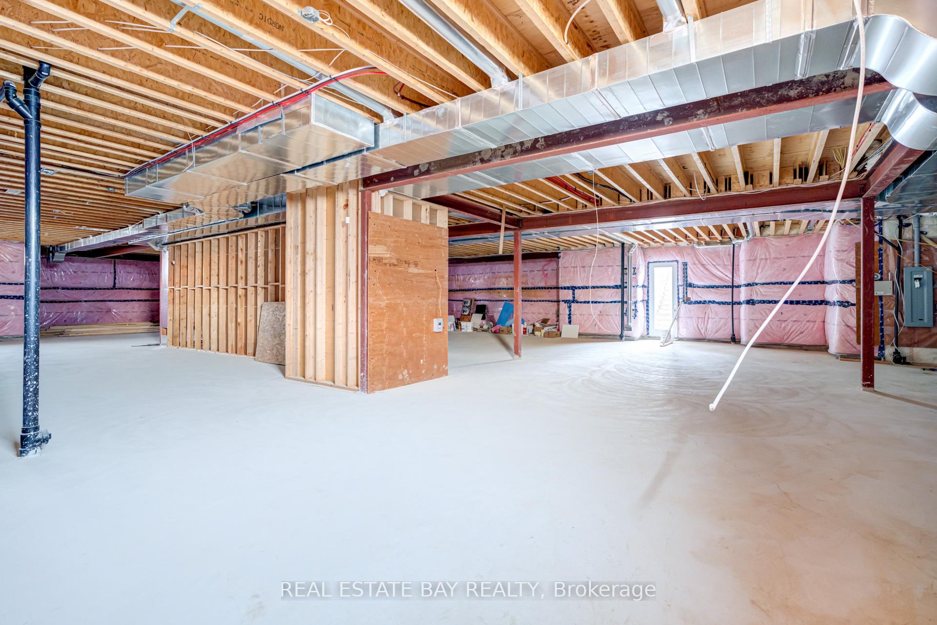 Photo 36 of 222 Northern Pines Boulevard, Vaughan, Kleinburg — HOMEH