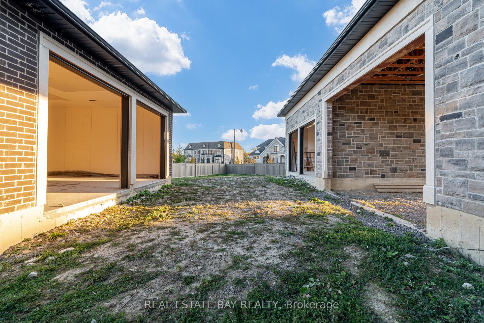 Photo 39 of 222 Northern Pines Boulevard, Vaughan, Kleinburg — HOMEH
