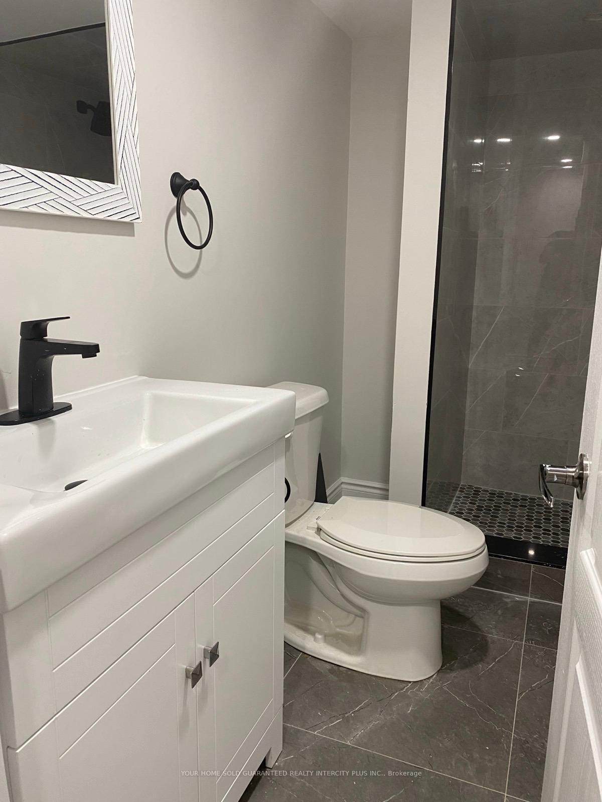 Photo 3 of Unit Basement, 62 Frenchpark Circle, Brampton, Northwood Park — HOMEH