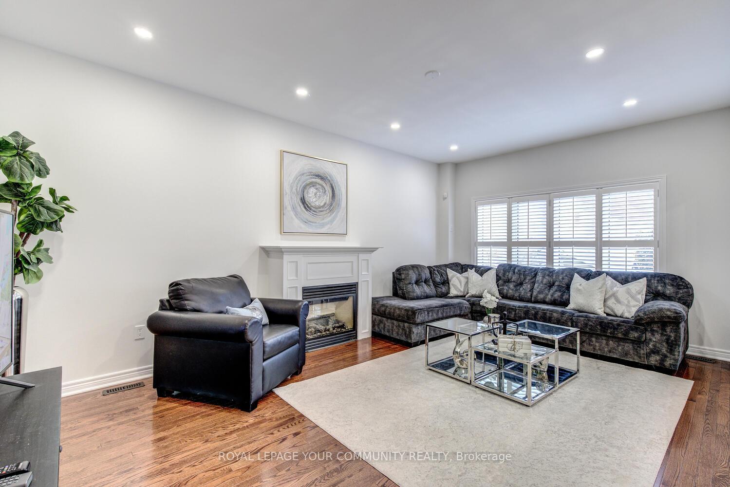 Photo 18 of 150 Lealinds Road, Vaughan, Patterson — HOMEH