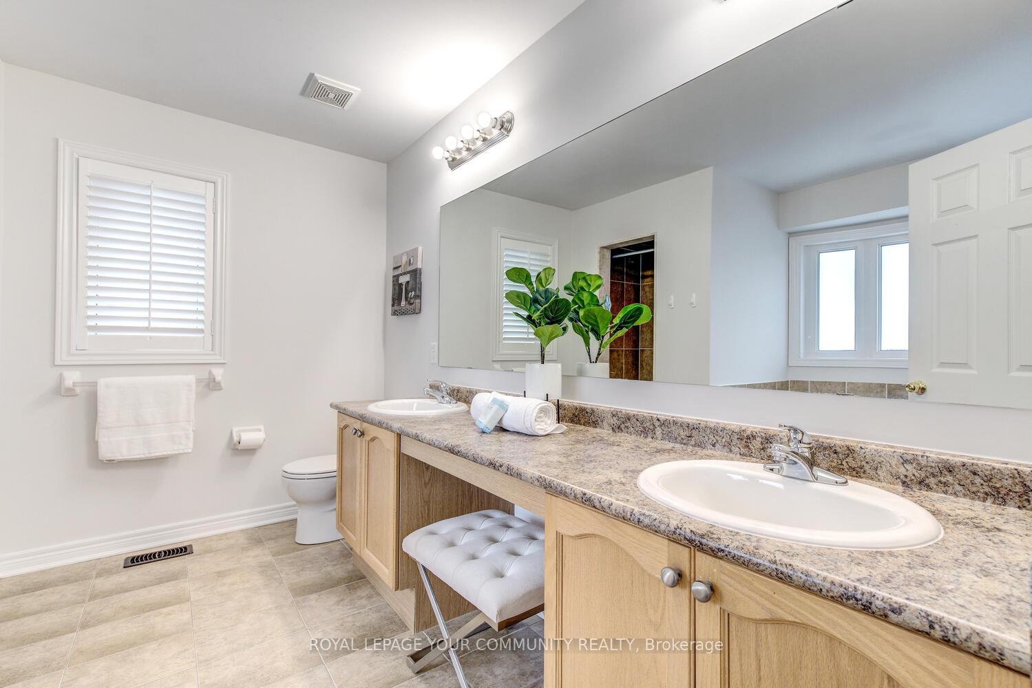 Photo 23 of 150 Lealinds Road, Vaughan, Patterson — HOMEH