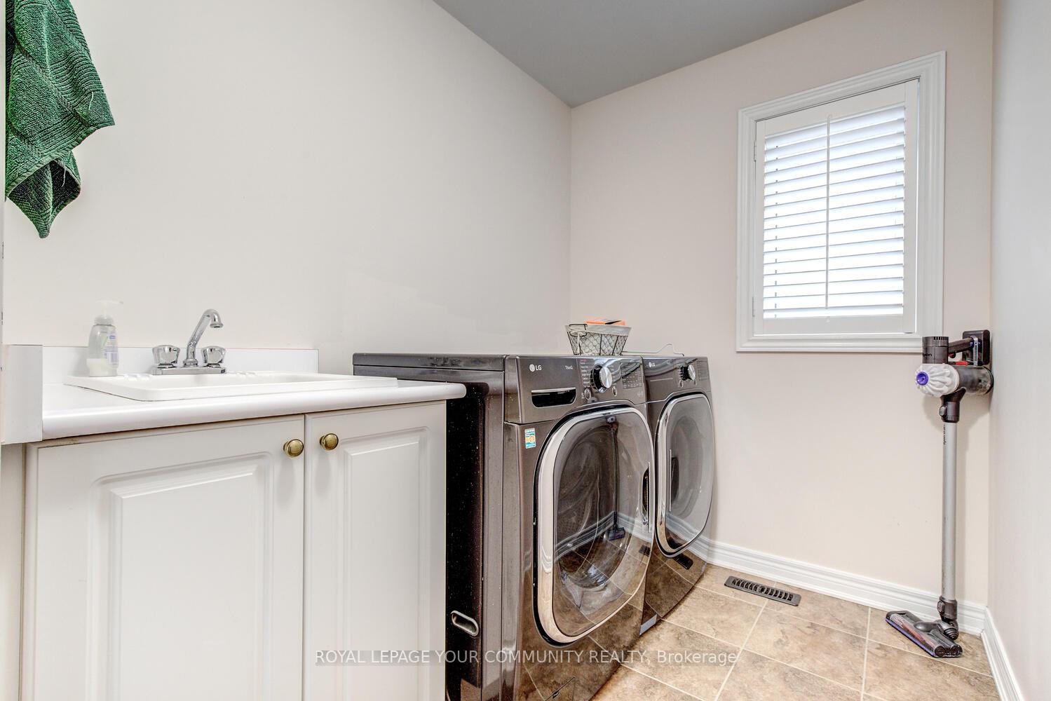 Photo 30 of 150 Lealinds Road, Vaughan, Patterson — HOMEH