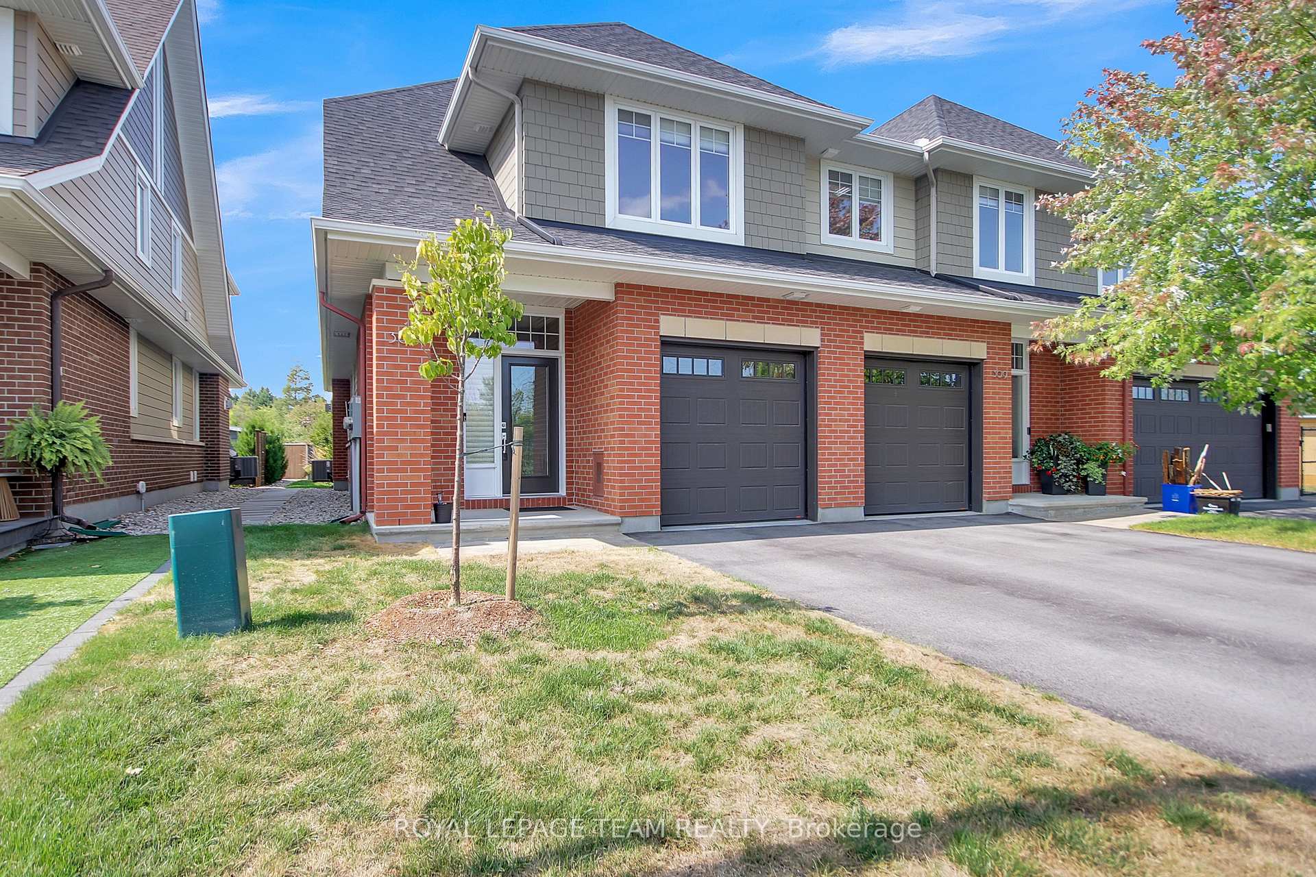 Photo 2 of 307 Kilspindie Ridge, Ottawa, Barrhaven - Stonebridge — HOMEH