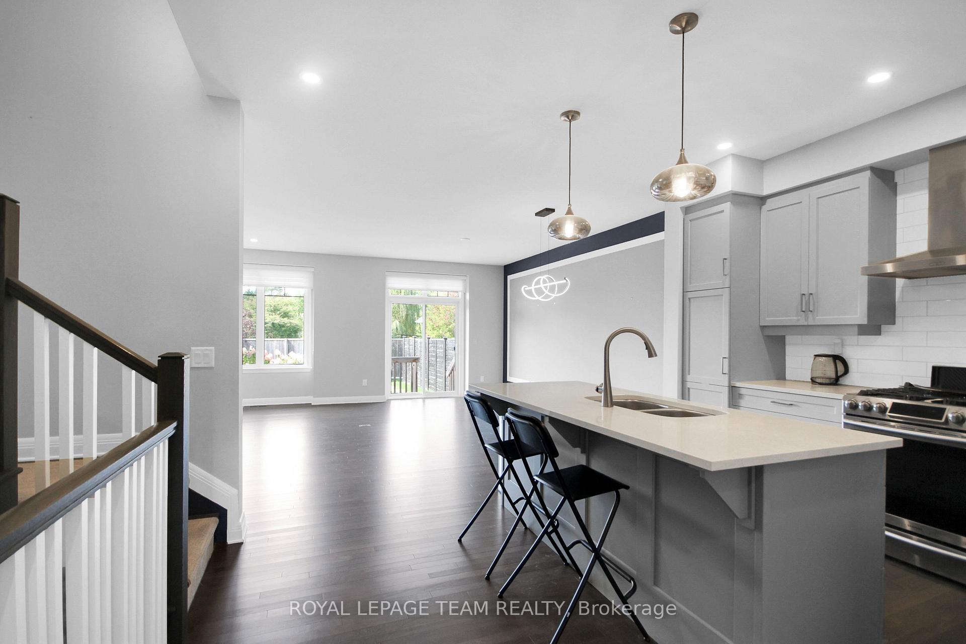 Photo 3 of 307 Kilspindie Ridge, Ottawa, Barrhaven - Stonebridge — HOMEH