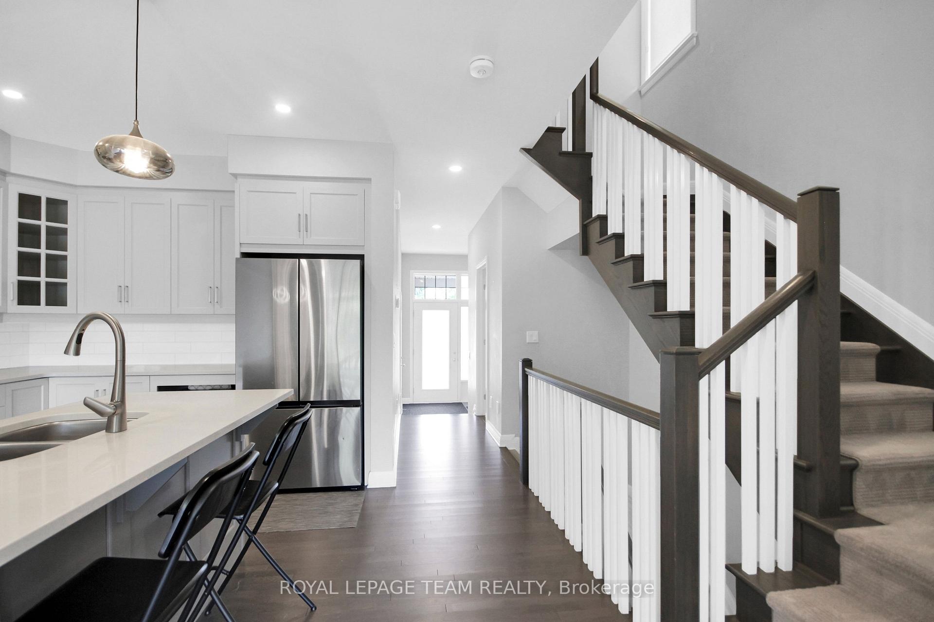 Photo 9 of 307 Kilspindie Ridge, Ottawa, Barrhaven - Stonebridge — HOMEH