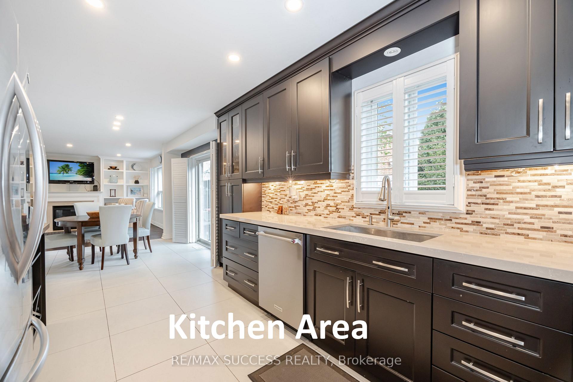 Photo 12 of 19 Sawston Circle, Brampton, Fletcher's Meadow — HOMEH