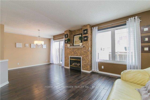 Photo 4 of 22 Bilbrough Street, Aurora, Bayview Northeast — HOMEH