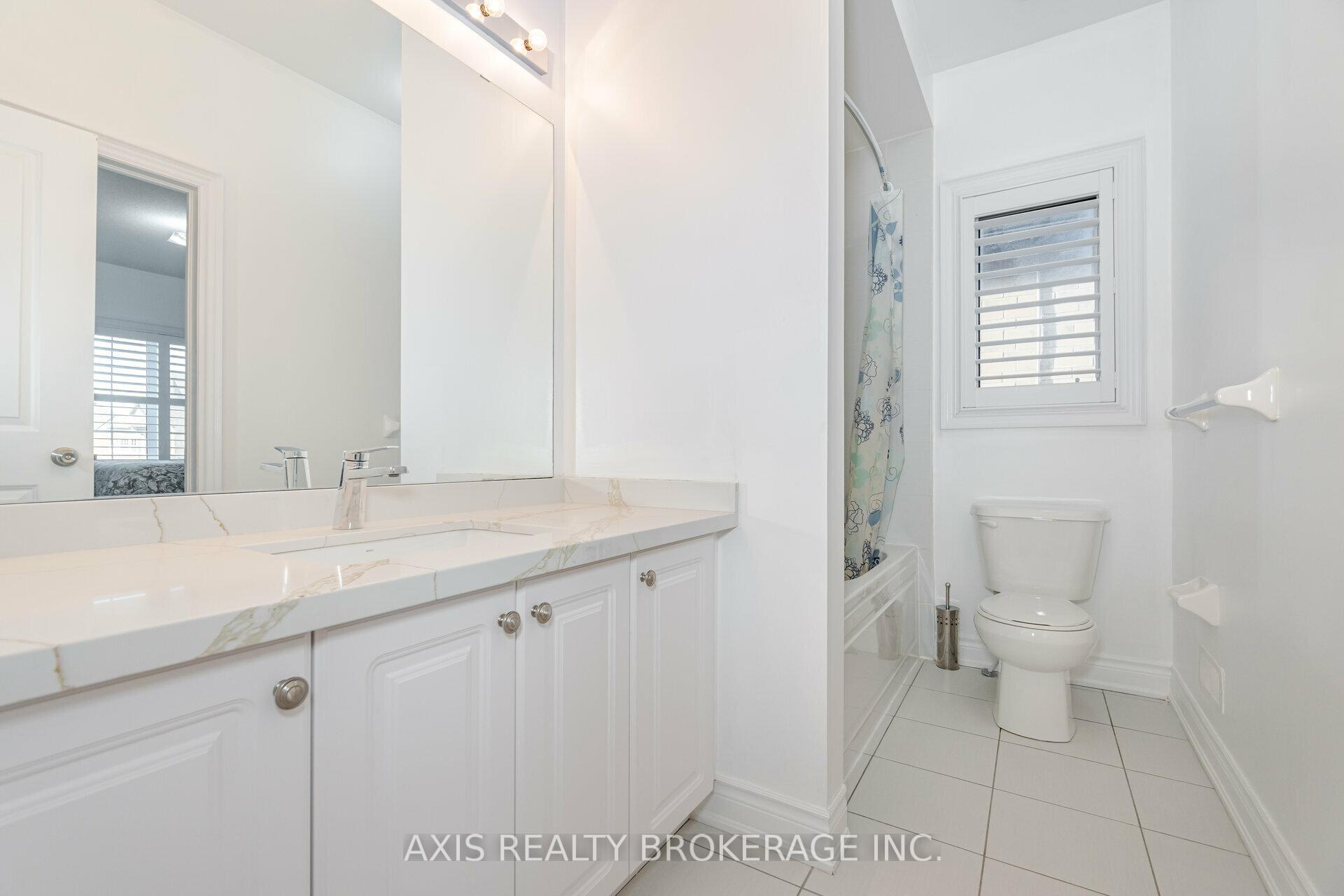 Photo 30 of 65 Bellefond Street, Vaughan, Kleinburg — HOMEH
