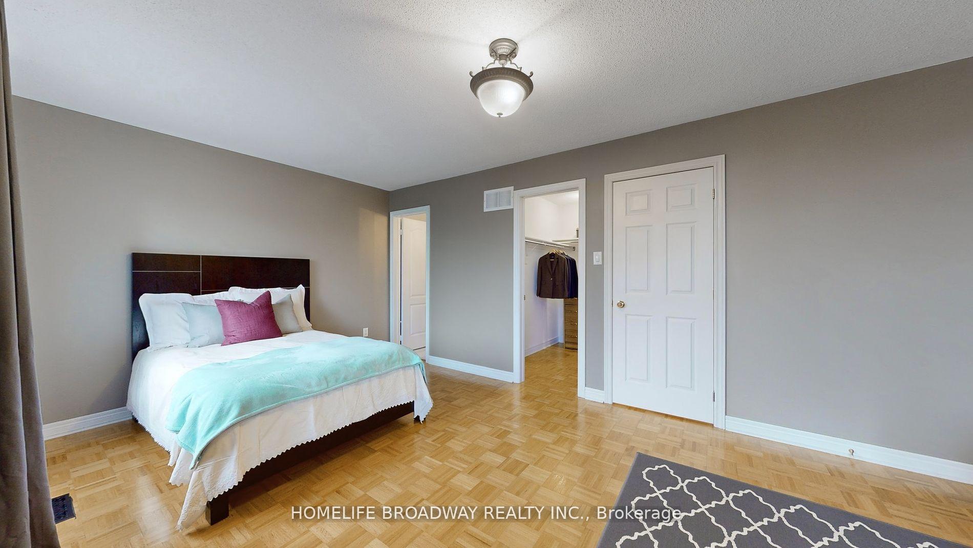 Photo 20 of 31 Corkwood Crescent, Vaughan, Maple — HOMEH
