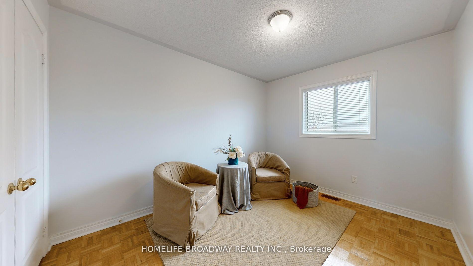 Photo 27 of 31 Corkwood Crescent, Vaughan, Maple — HOMEH