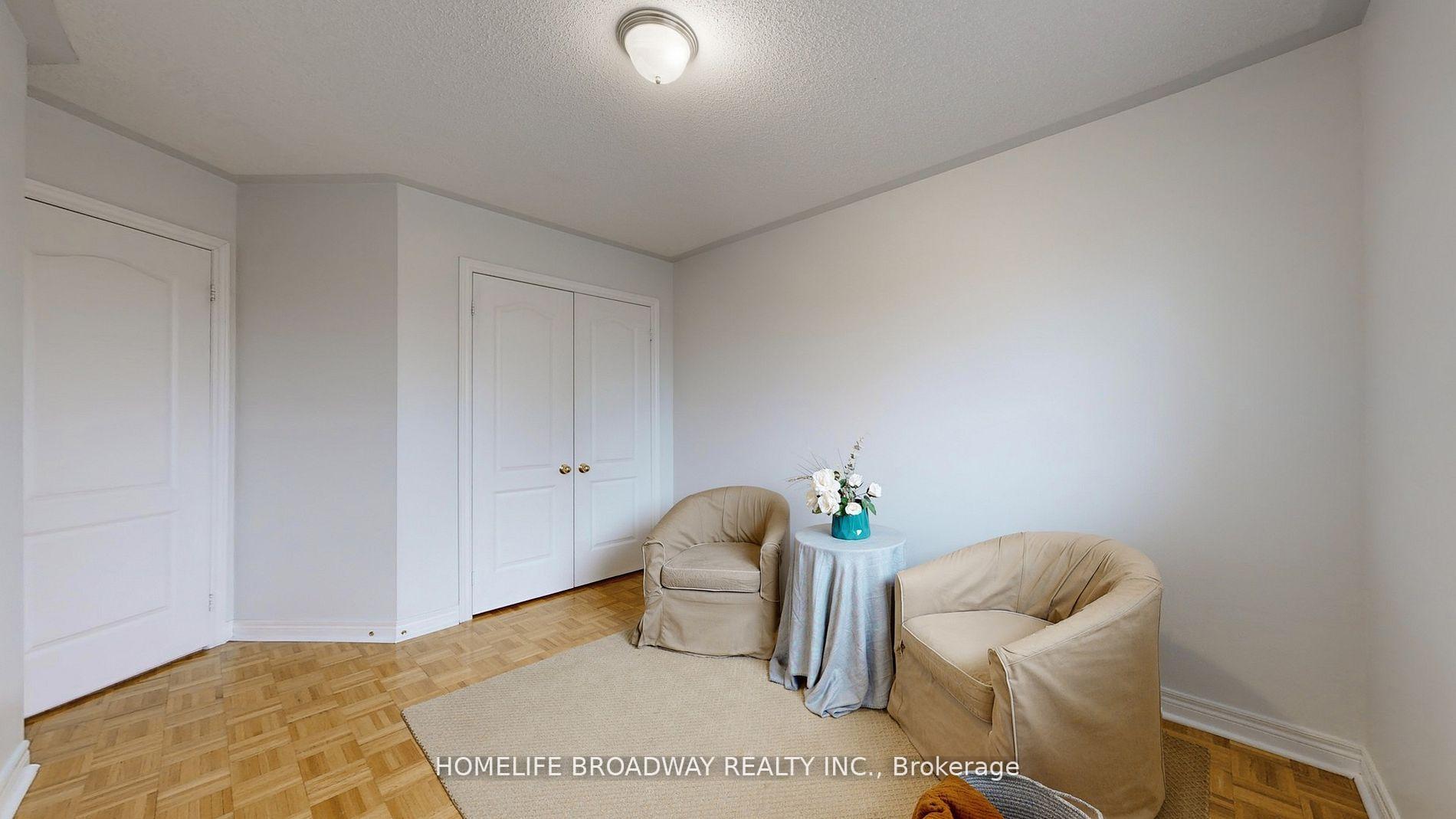 Photo 28 of 31 Corkwood Crescent, Vaughan, Maple — HOMEH