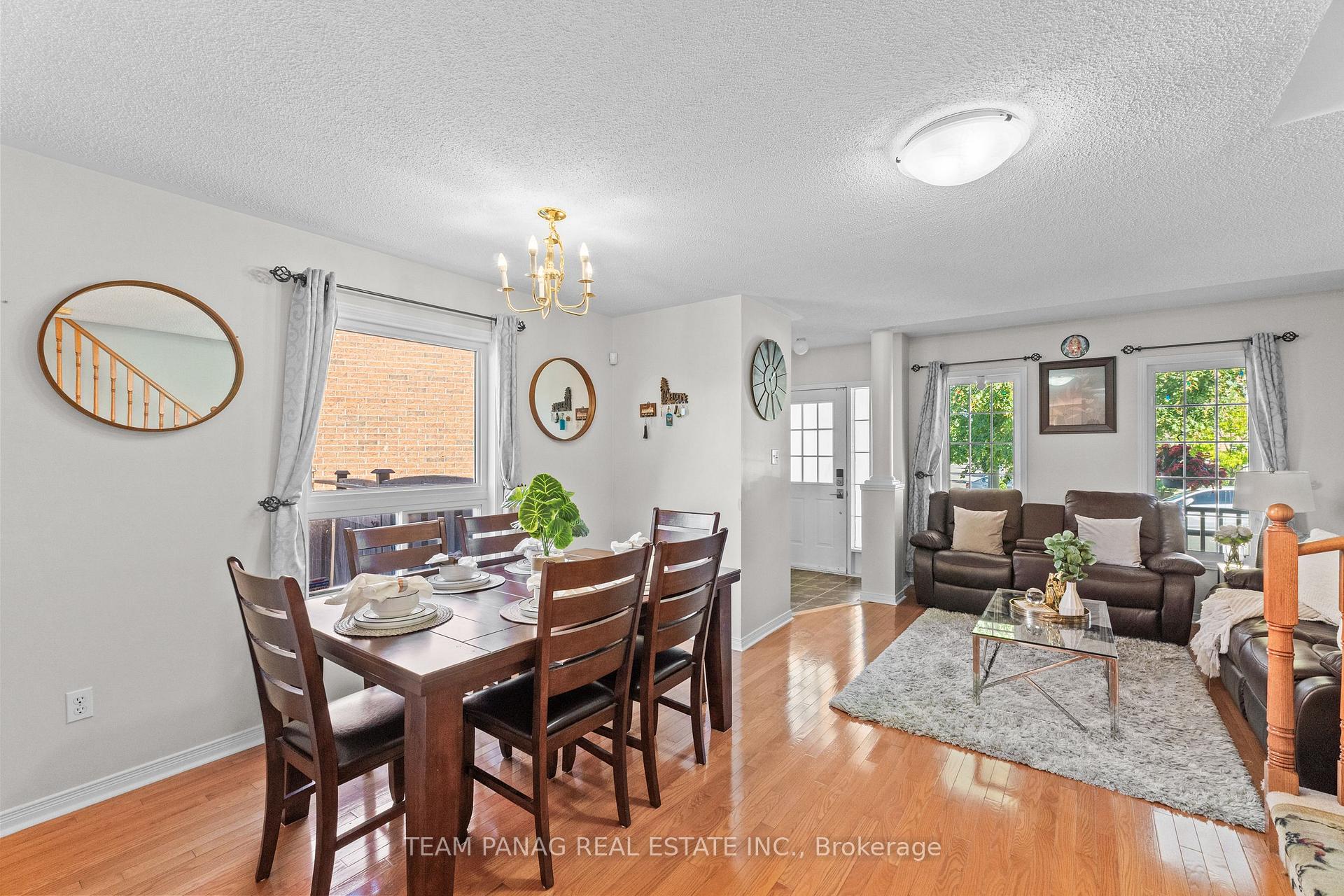 Photo 7 of 80 Saintsbury Crescent, Brampton, Sandringham-Wellington — HOMEH