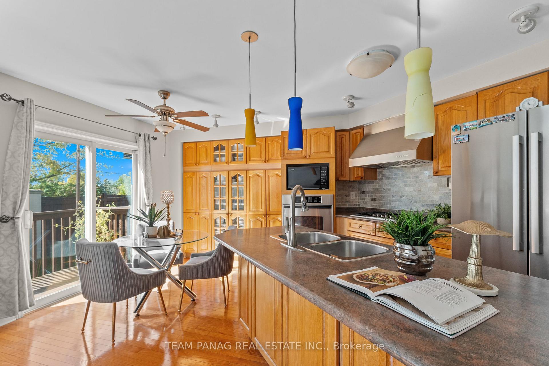 Photo 14 of 80 Saintsbury Crescent, Brampton, Sandringham-Wellington — HOMEH