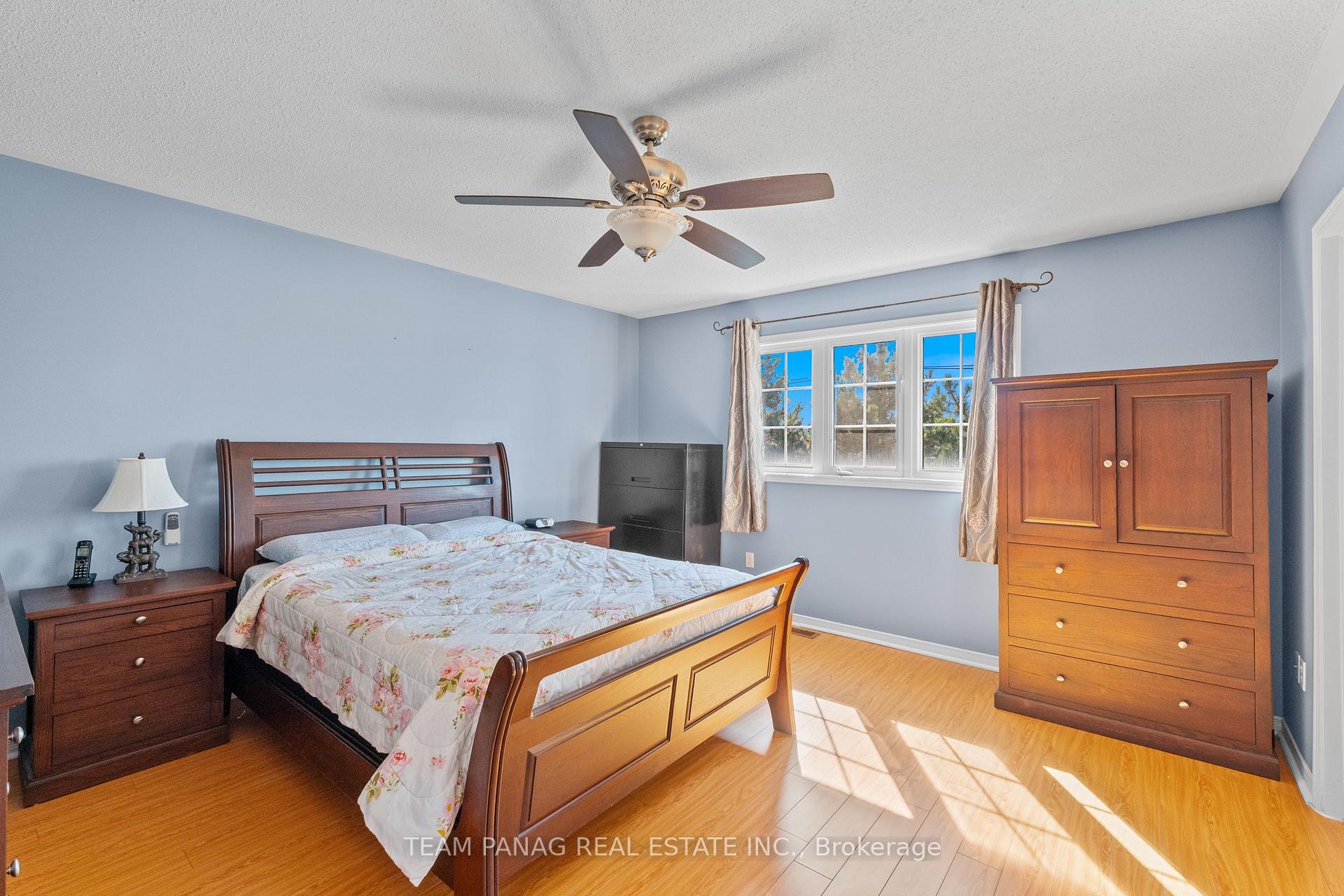 Photo 21 of 80 Saintsbury Crescent, Brampton, Sandringham-Wellington — HOMEH