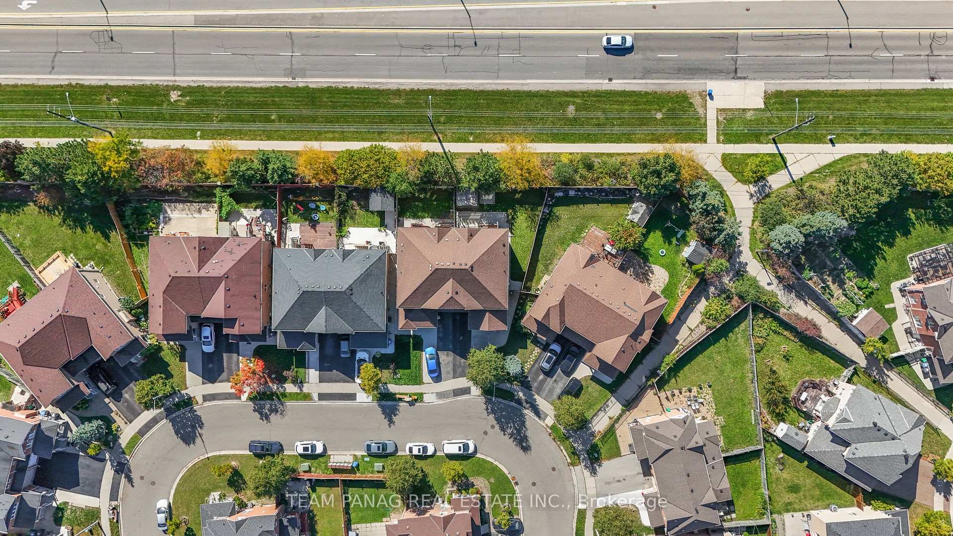Photo 35 of 80 Saintsbury Crescent, Brampton, Sandringham-Wellington — HOMEH