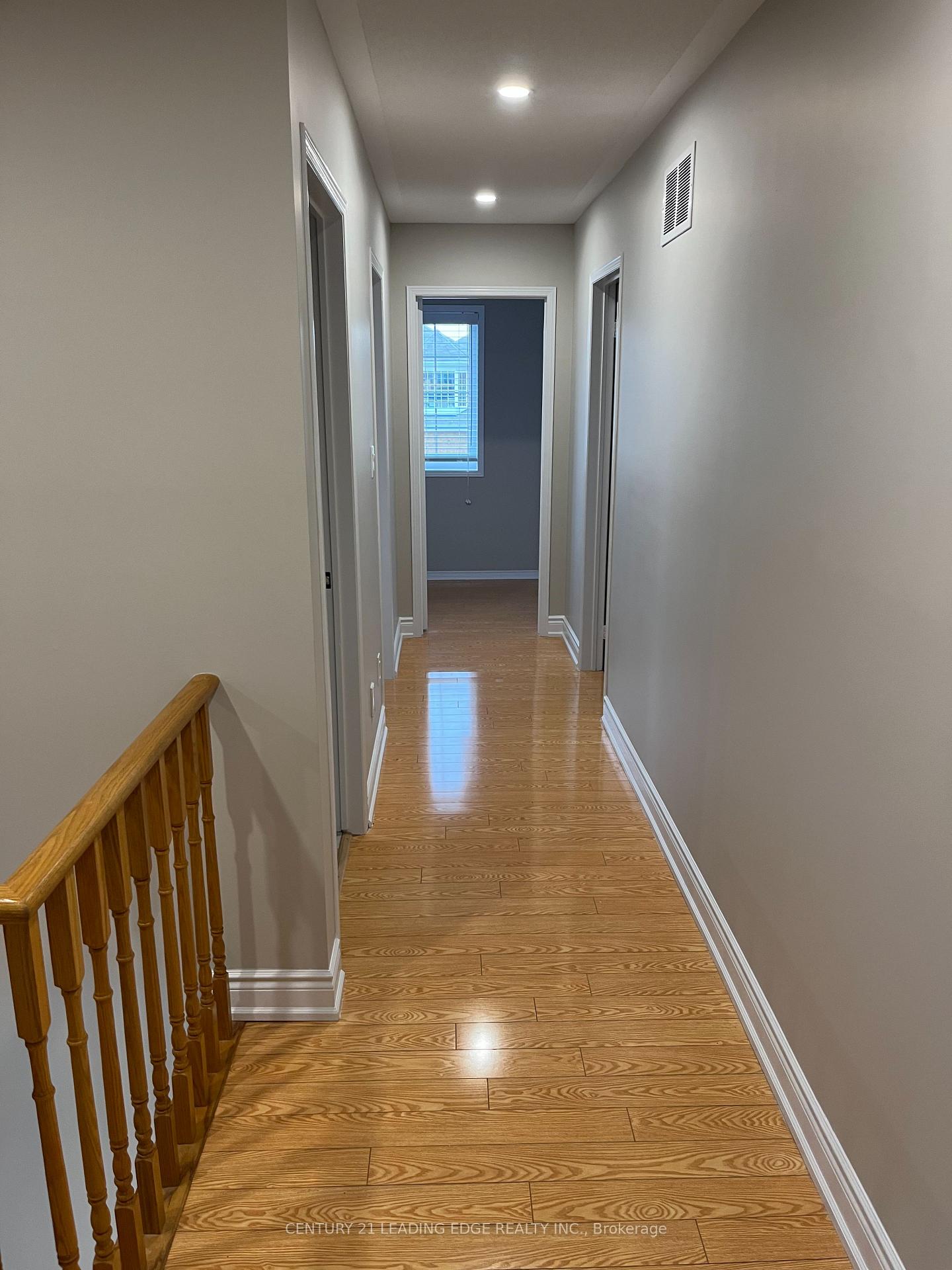 Photo 4 of Unit Main & Upper, 12 Owens Road, Brampton, Credit Valley — HOMEH