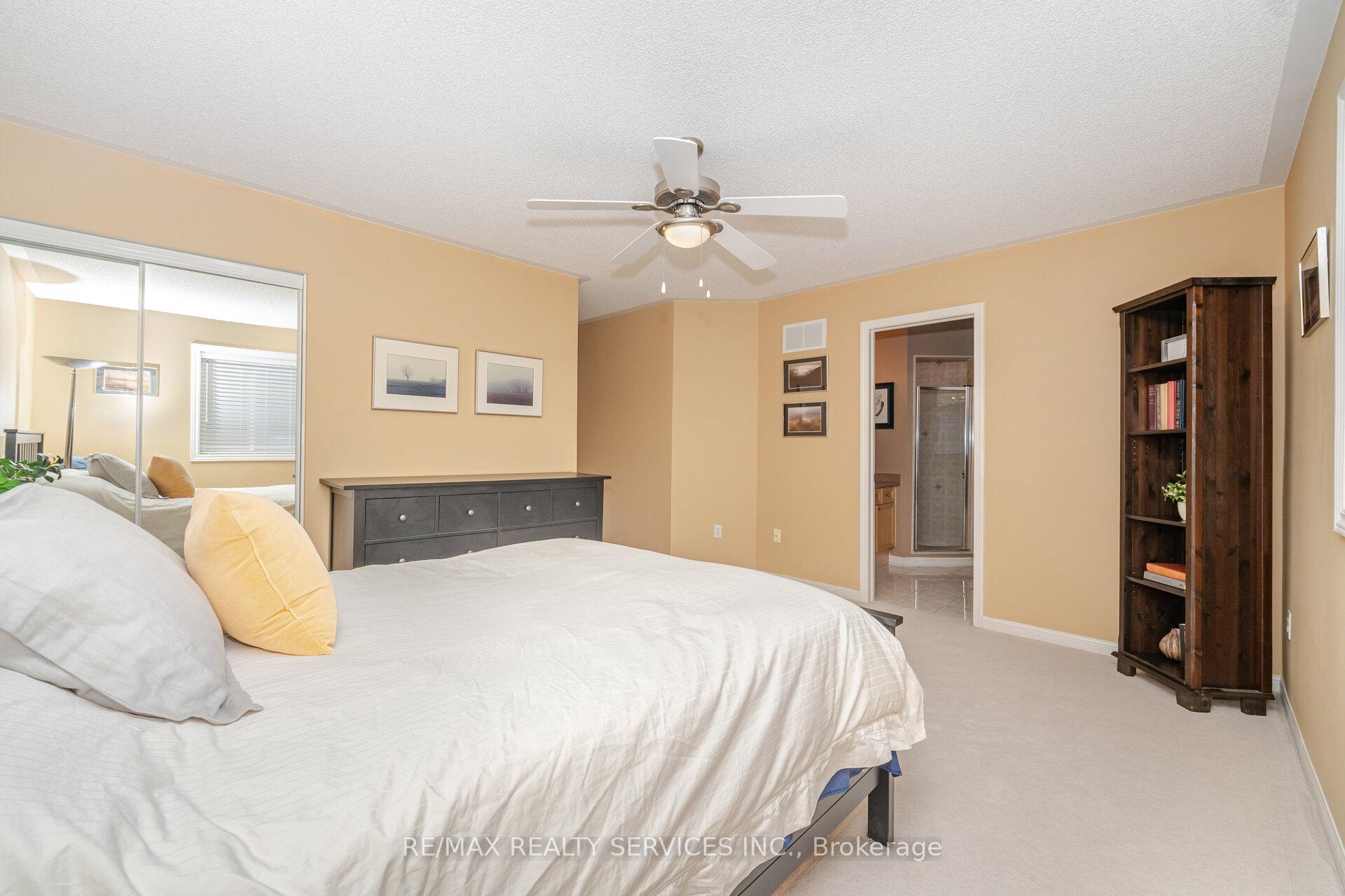 Photo 30 of 112 Sweetwood Circle, Brampton, Fletcher's Meadow — HOMEH