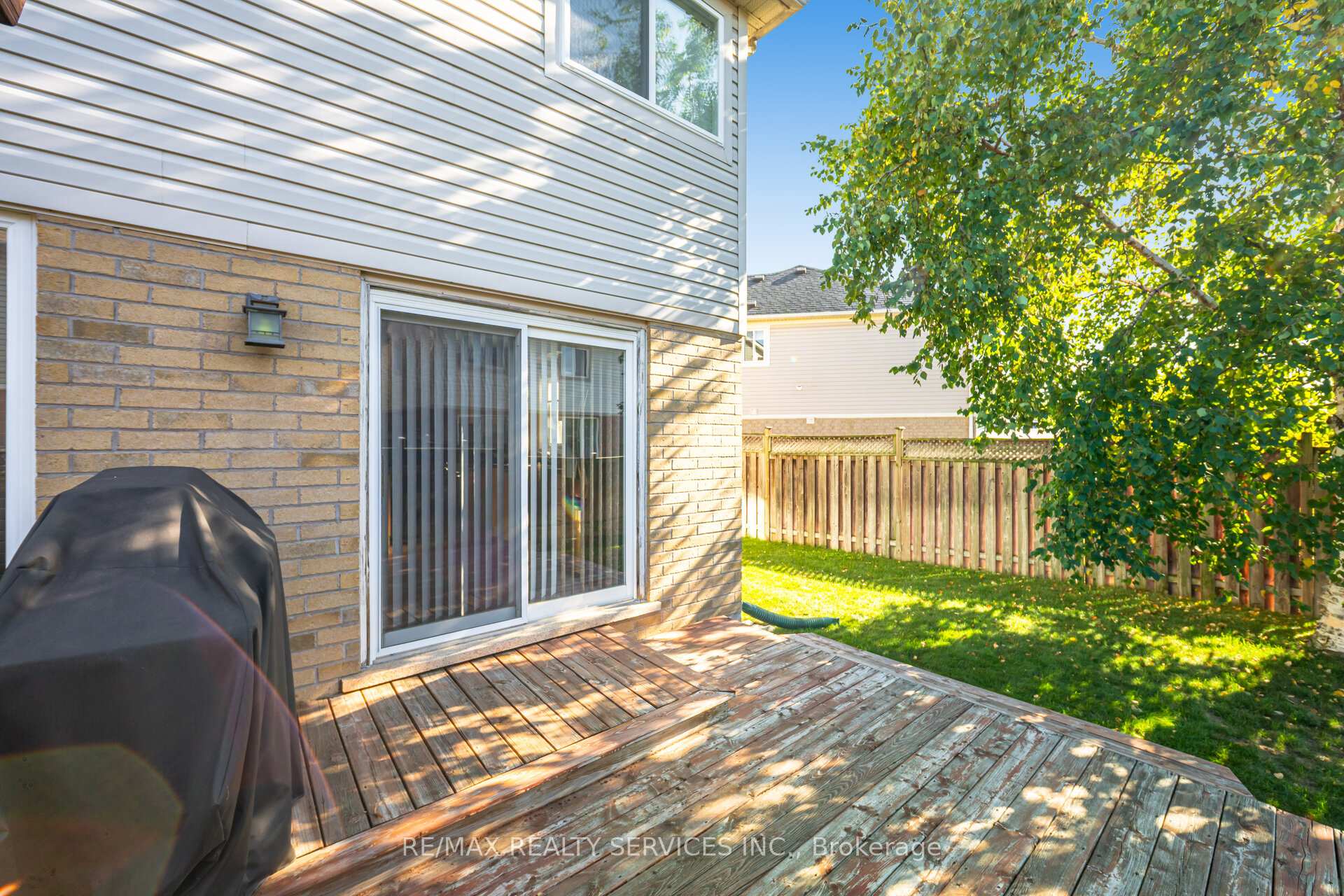 Photo 42 of 112 Sweetwood Circle, Brampton, Fletcher's Meadow — HOMEH