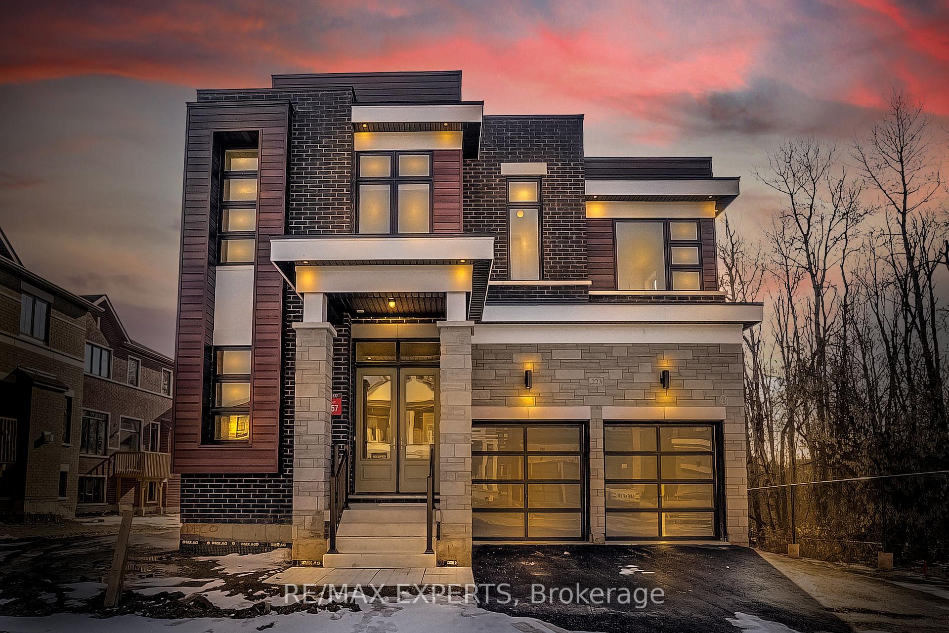 Photo 1 of 223 Factor Street, Vaughan, Kleinburg — HOMEH