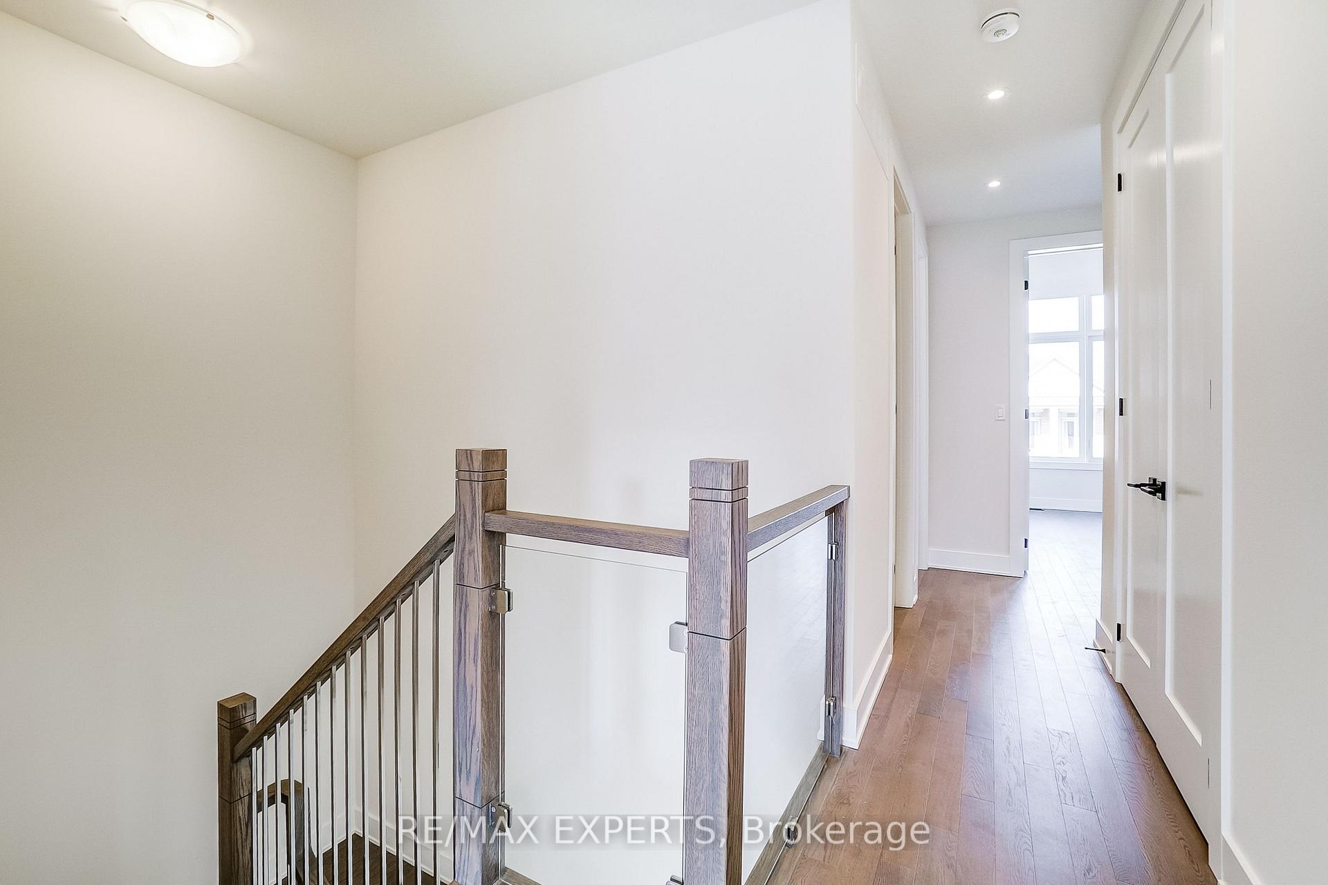 Photo 17 of 223 Factor Street, Vaughan, Kleinburg — HOMEH