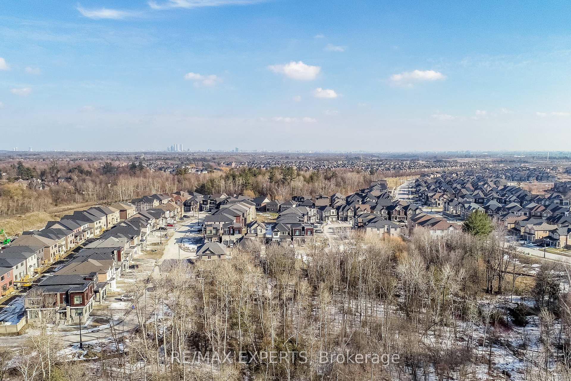 Photo 39 of 223 Factor Street, Vaughan, Kleinburg — HOMEH