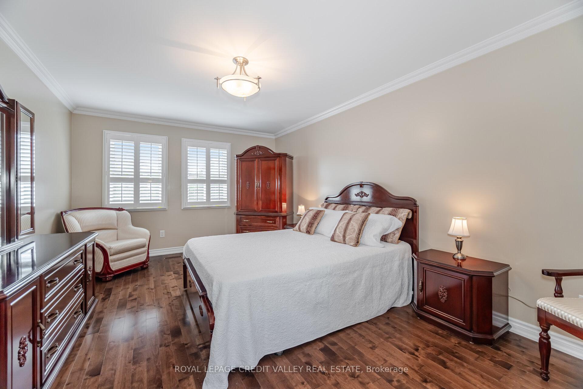 Photo 19 of 40 Finsbury Drive, Brampton, Southgate — HOMEH
