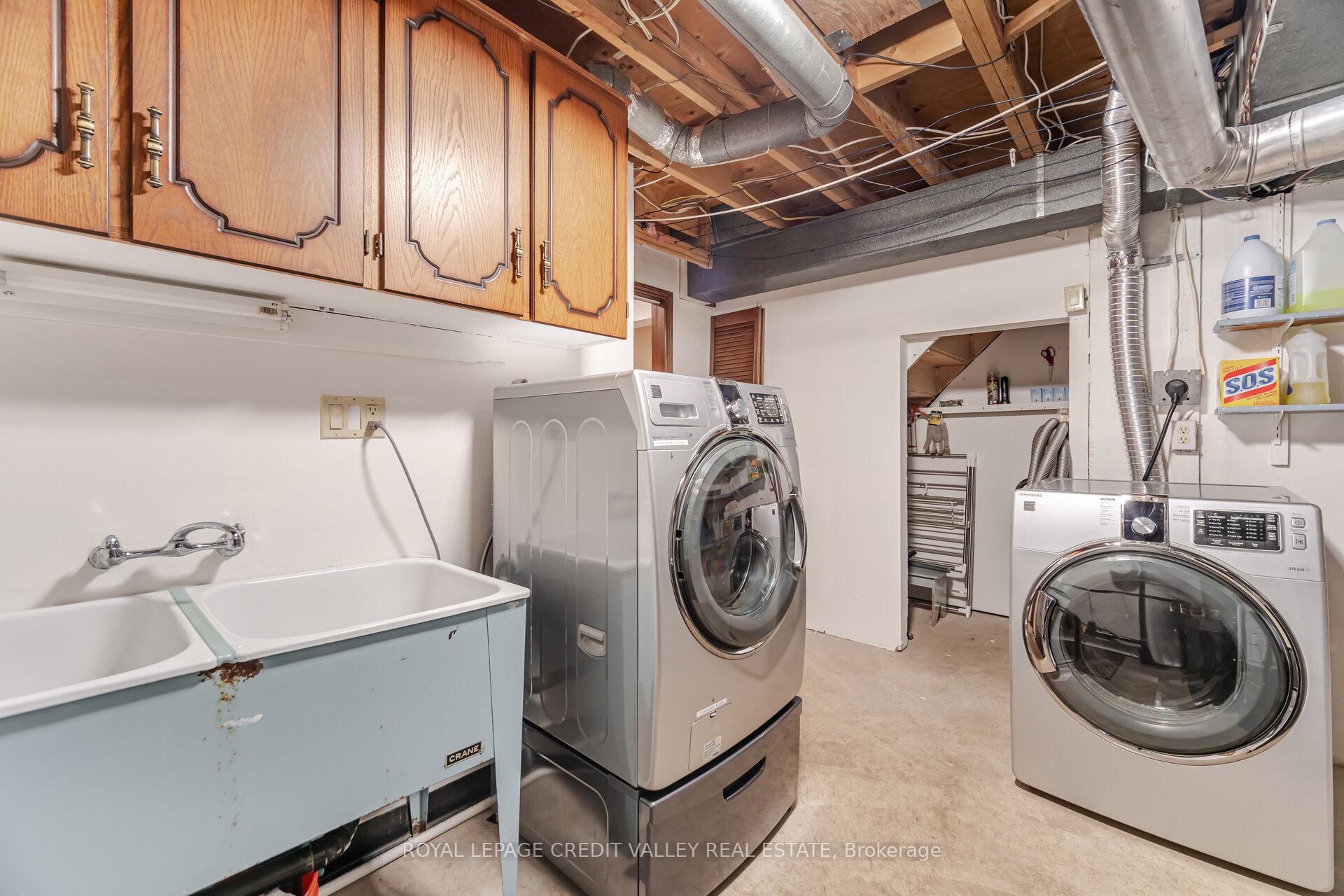 Photo 32 of 40 Finsbury Drive, Brampton, Southgate — HOMEH