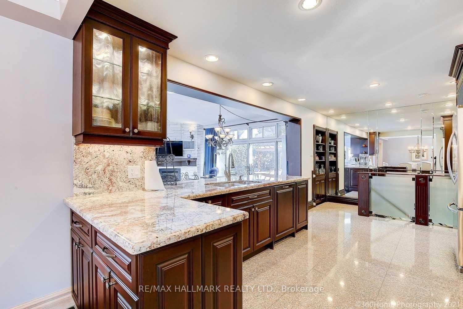 Photo 10 of 15 Shasta Drive, Vaughan, Uplands — HOMEH