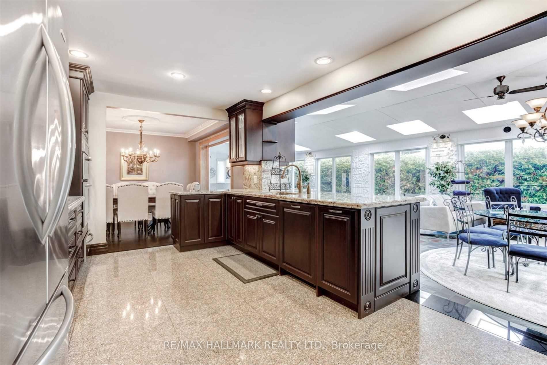 Photo 11 of 15 Shasta Drive, Vaughan, Uplands — HOMEH