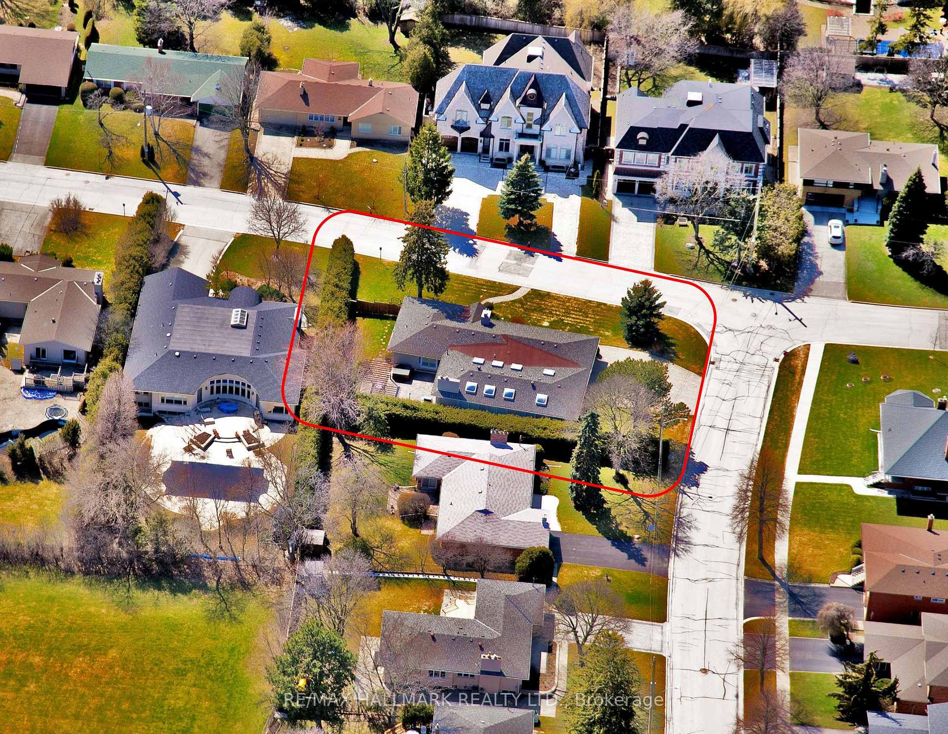 Photo 32 of 15 Shasta Drive, Vaughan, Uplands — HOMEH